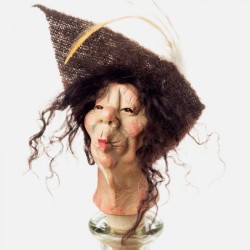 Korkenkopf Miss Ara Vogelflüsterin Korkenkopf Miss Ara Vogelflüsterin