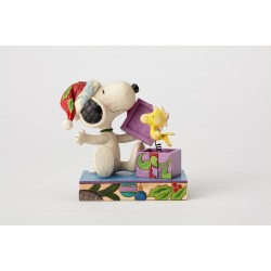 Peanuts by Jim Shore - Christmas Suprise Peanuts by Jim Shore - Christmas Suprise